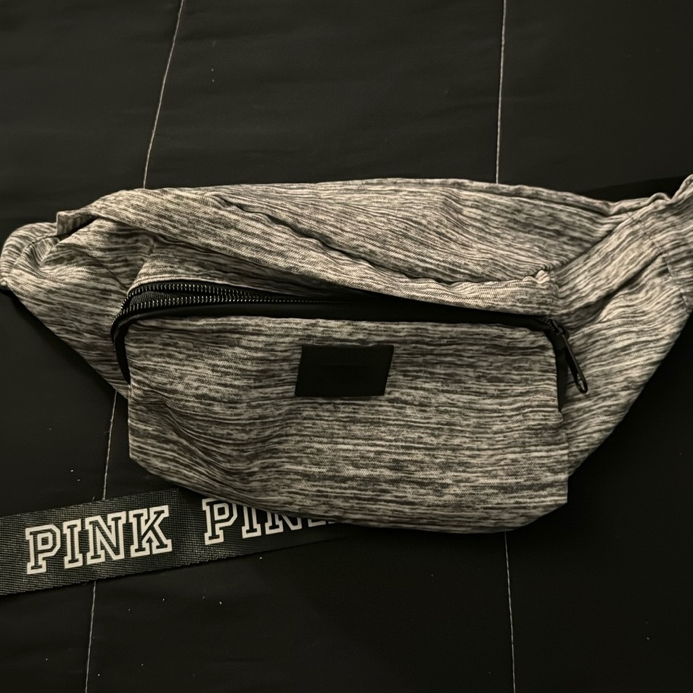 Victoria Secret’s PINK Fanny Pack
